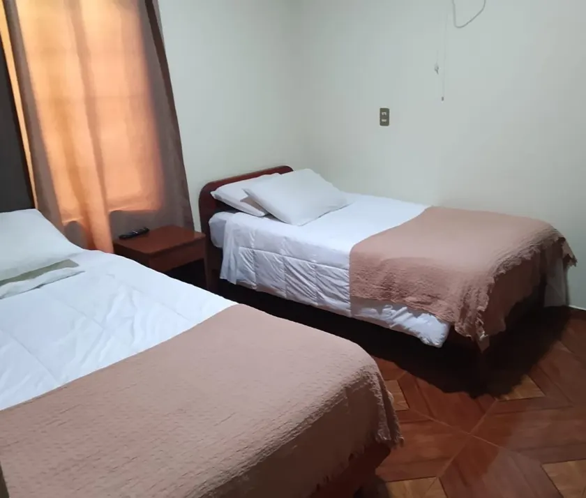 Habitaciones con baño privado de YVVC en Calama